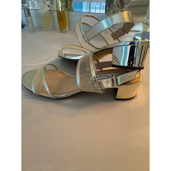 Nina New York Silver Mesh Metallic Strappy Block Heel Sandals Size 9M - Picture 6 of 15